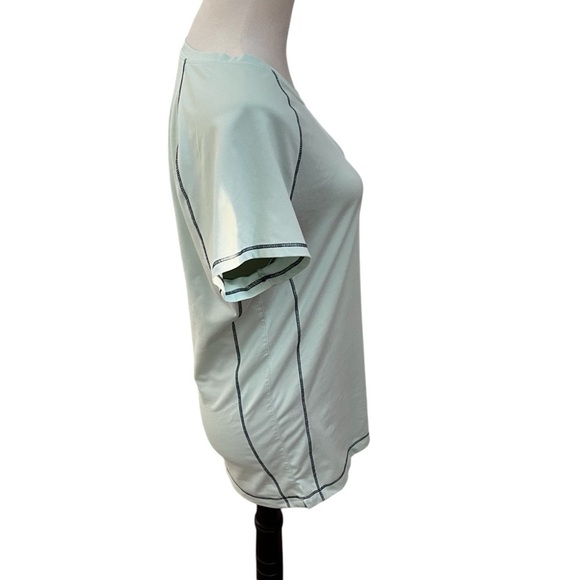 Alo Cool Fit XXL Women’s Light Green Short Sleeve Tee Navy Stitching - Picture 3 of 8